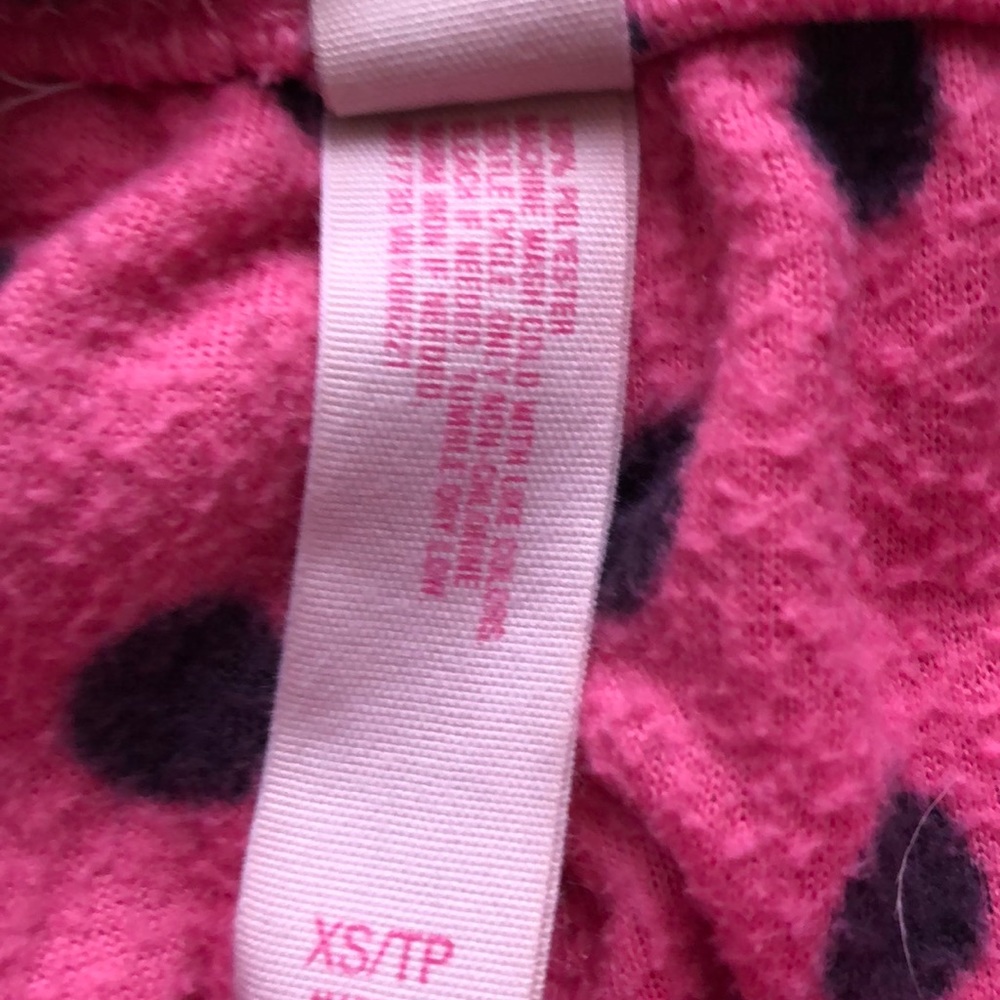 Pajama set•White w/ pink hearts•Pink w/ black dots - Picture 5 of 6